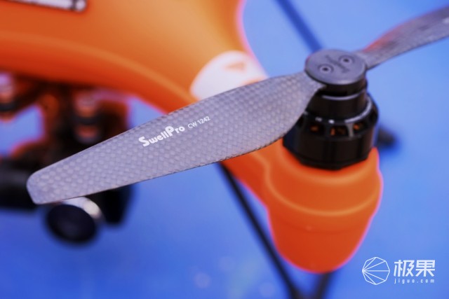 大疆最新水上无人机,新款水陆空三栖无人机测评