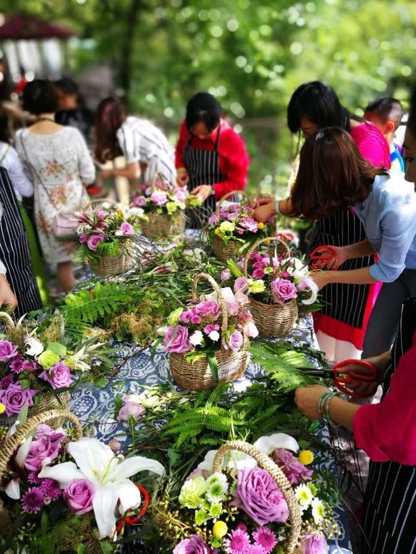 野奢户外体验店,体验户外轻奢休闲游