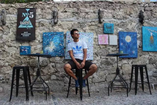 二十几岁环游世界,多大年纪还能环游世界