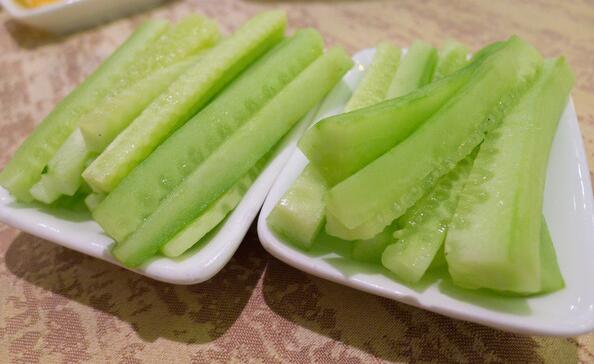 宝宝磨牙最简单的方法,宝宝磨牙棒怎么做