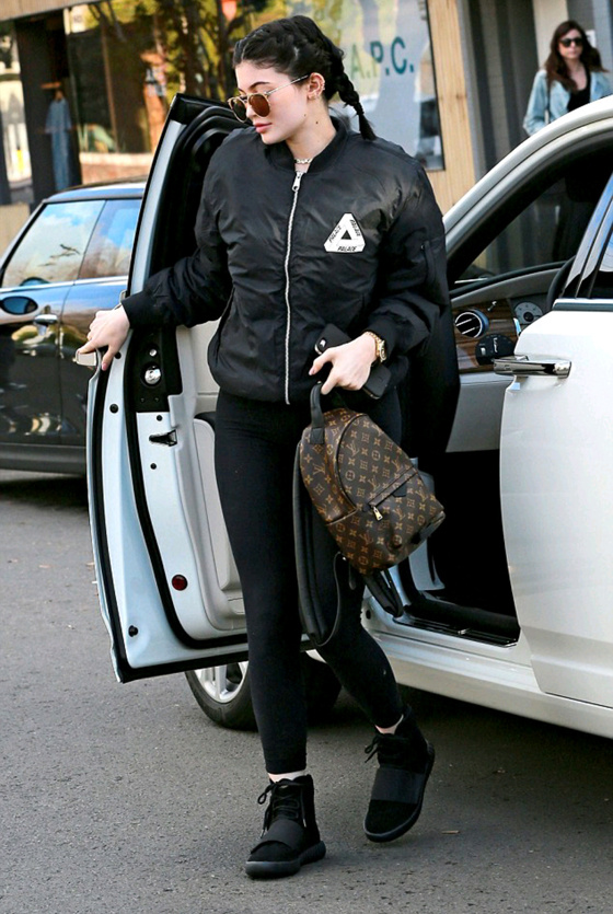 杨幂小糯米买包包,杨幂小宋佳