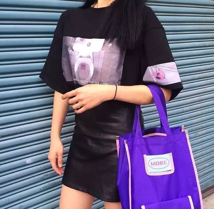 最近年轻人都喜欢什么牌子的衣服,少女心夏季衣服推荐