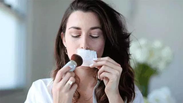 人生的第一刷蜜粉,怎样下手?