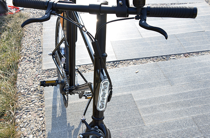 雅迪电动自行车怎么骑新手教程,菜鸟新手自行车骑行推荐