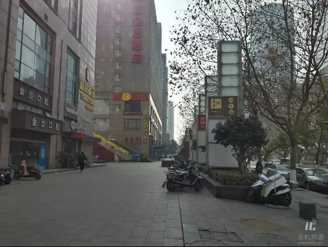 三星A70评测,三星a7手机值不值得入手