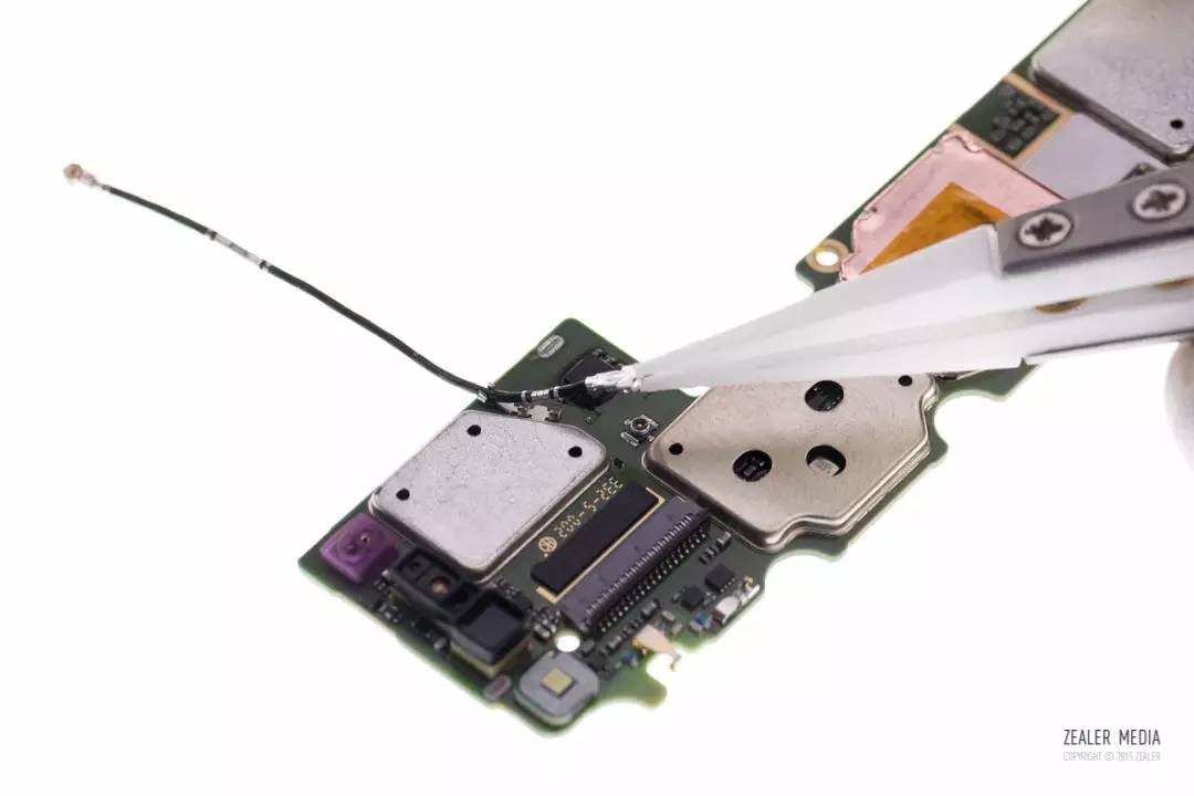 motox一代拆解,motox极耐摔吗