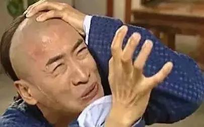 曾经有个人,他敏感部位长了个火疖子...,上