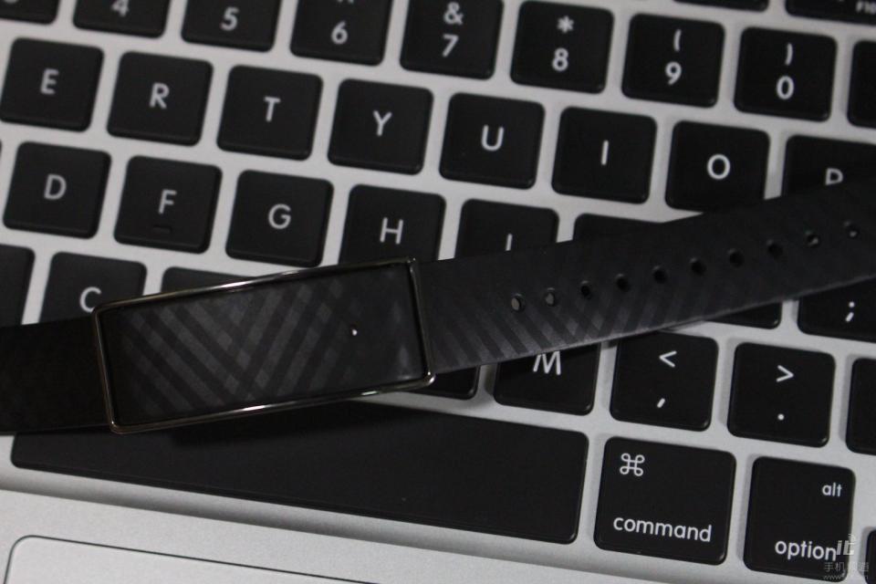 智能手环玩王者荣耀,华为畅玩a1手环