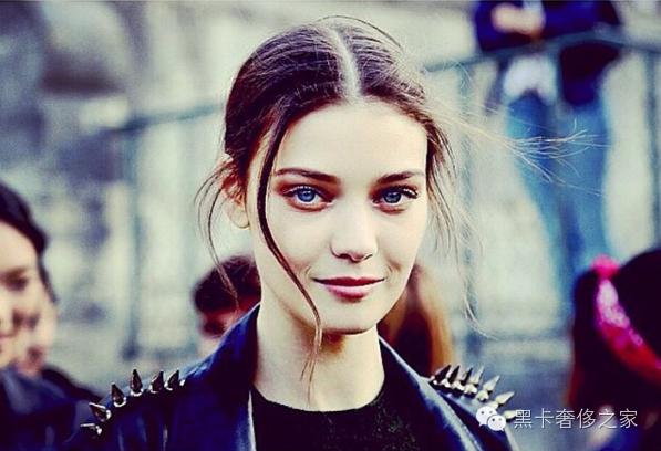 明星都喜欢晒的“克罗心”到底个什么玩意？