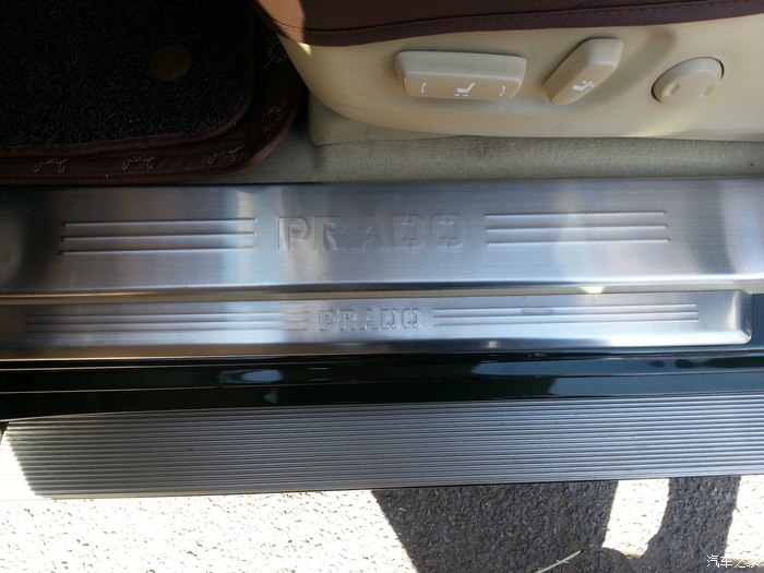 普拉多4000和兰德酷路泽4000油耗,lc250普拉多2.4t百公里油耗