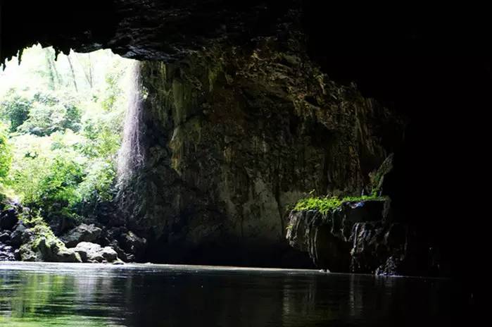巴马世界旅居圣地,广西巴马长寿圣殿图片