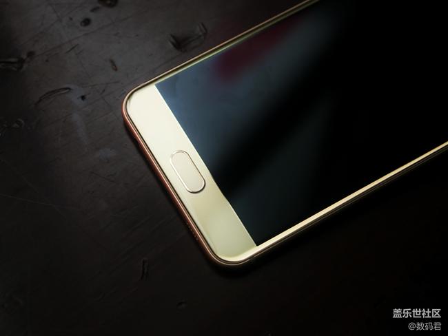 三星galaxyc50pro,三星galaxyc5和pro大小对比