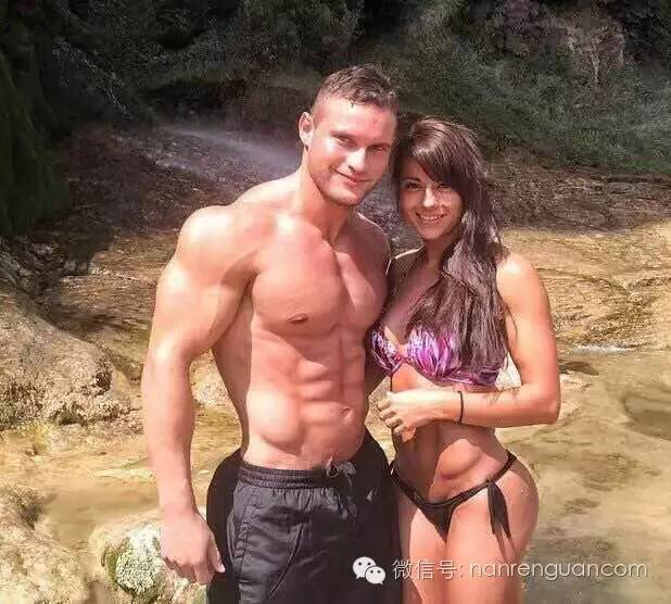 史上简单粗暴虐腹技能,肌肉硬汉教你全面虐腹,虐出腹肌人鱼线