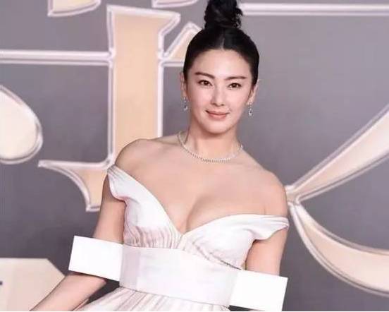 为什么女明星那么怕胖,为啥中国明星女性化