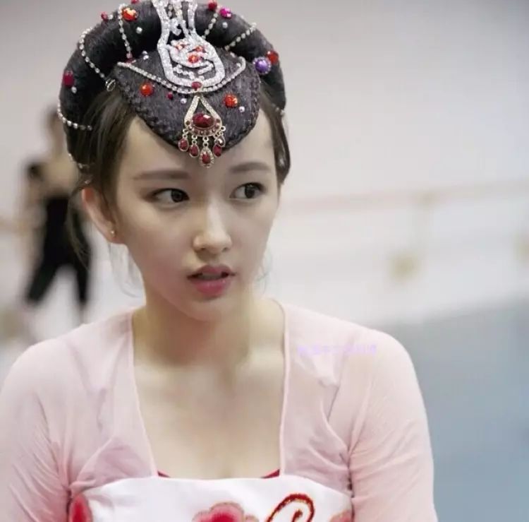 出道零收入被爆遭霸凌,出道六年零收入被曝光遭成员霸凌