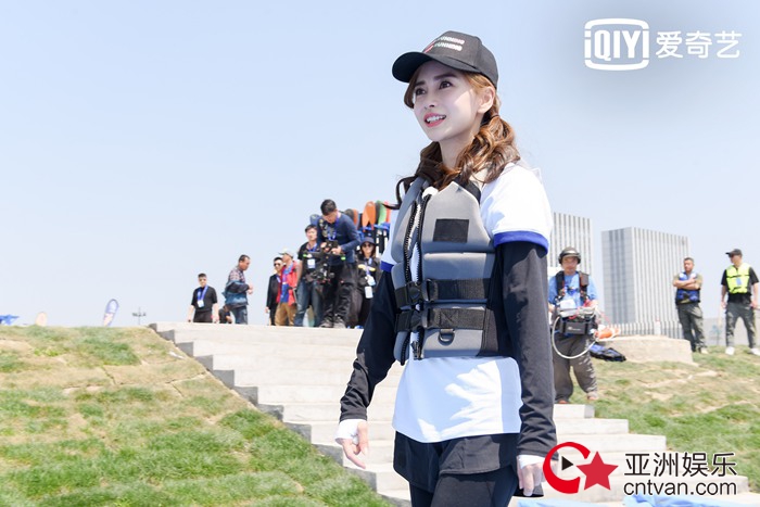 比指压板更凶残比横渡长江更刺激！极限任务虐哭跑男团