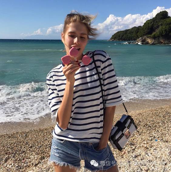 傲娇|老子背的这只包，谁敢说它不时髦