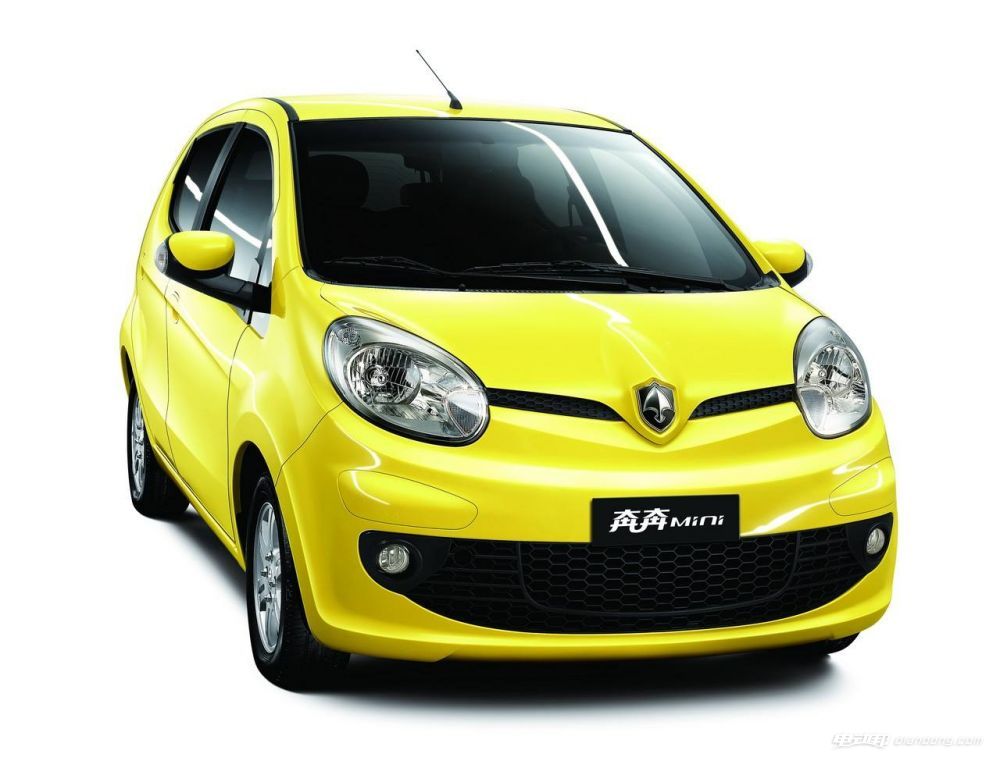 老年四轮纯燃油老年代步车图片,老年手推车老年代步车哪个品牌好