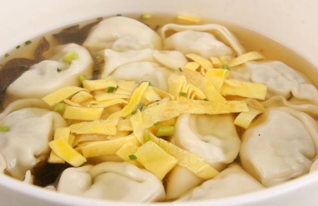 上海滩最有名的美食 (上海滩的特色美食)