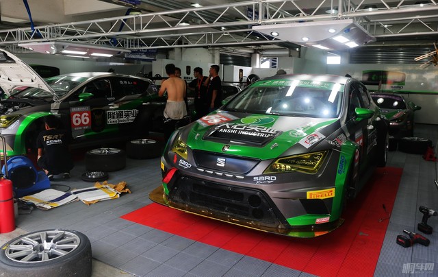 周末别宅啦快来看泛珠赛车节第一天的精彩花絮