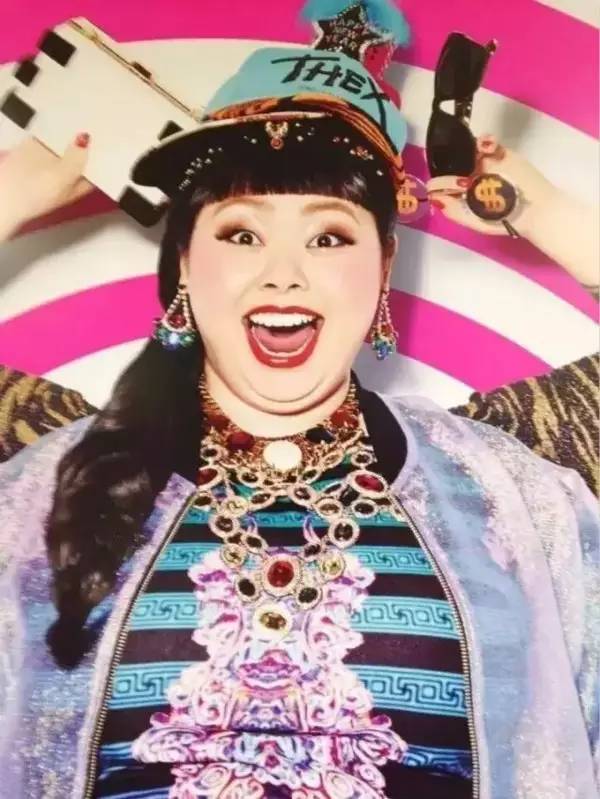 逆袭这个重达200斤的胖妹竟然是日本最火的网红