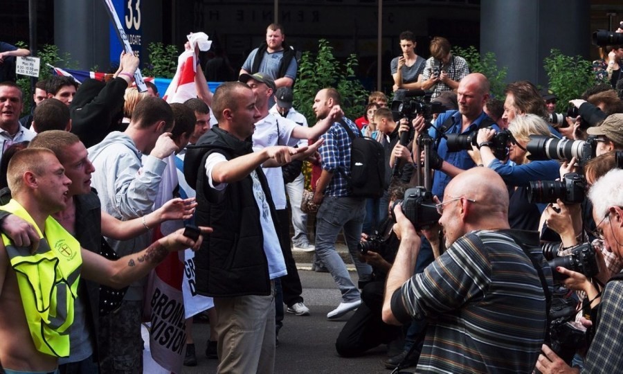 俄罗斯和英国足球,时事政治俄罗斯