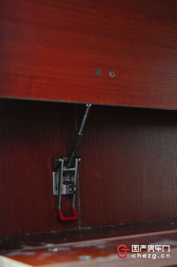 简单房车改装全过程,c型房车改造全过程