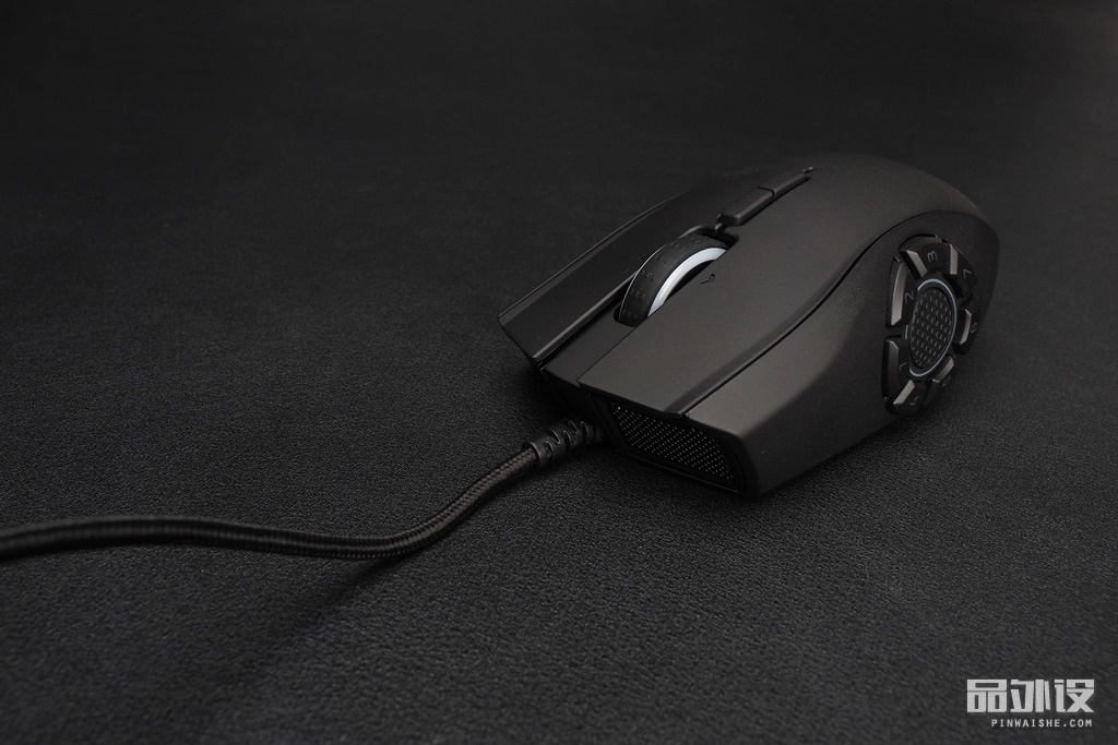 雷蛇那伽梵蛇六芒星背光灯不亮,雷蛇巴塞利斯蛇v2鼠标测评