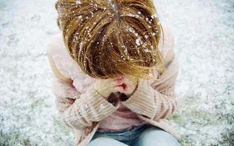 人为什么会有头屑？原因竟然是这样！｜世萱堂