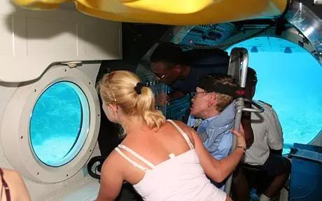 霍金是物理学家他发现了什么现象,霍金的家庭背后的奇葩