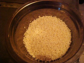 快！拿个大点的盆子，接住我的口水！