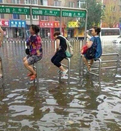 花枝招展的女人干净吗,花枝招展的丑女