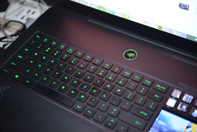 游戏电脑的硬件有哪些,电脑玩游戏最主要的3大硬件