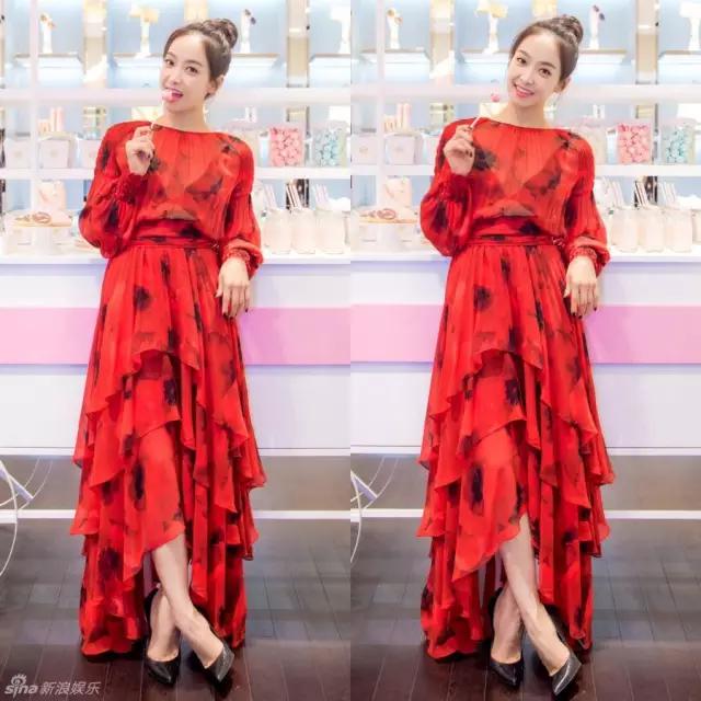 穿上不规则连衣裙，懒女人也一秒变时髦