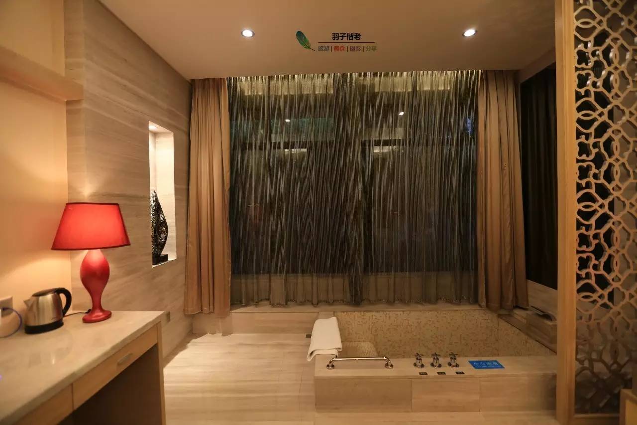 水世界冰雪嘉年华,水狂欢水世界多少钱