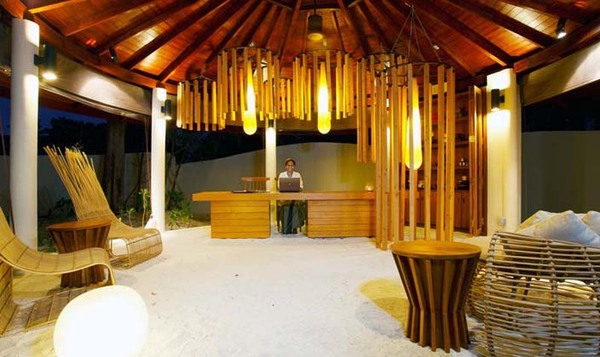 美嘉环球航空,美佳航空公司