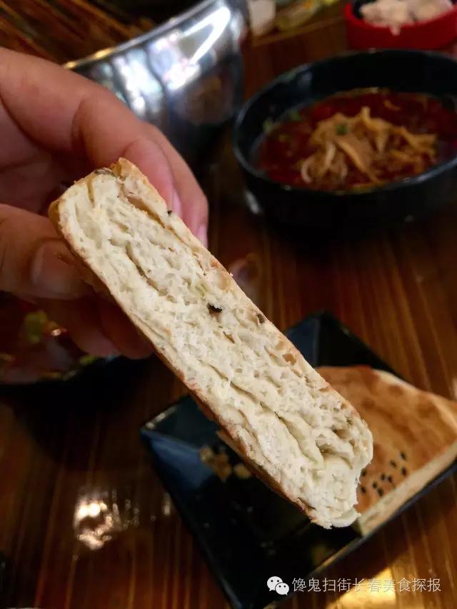 我发现了一家贼盖贼盖的串串他家的冒菜堪称神品！