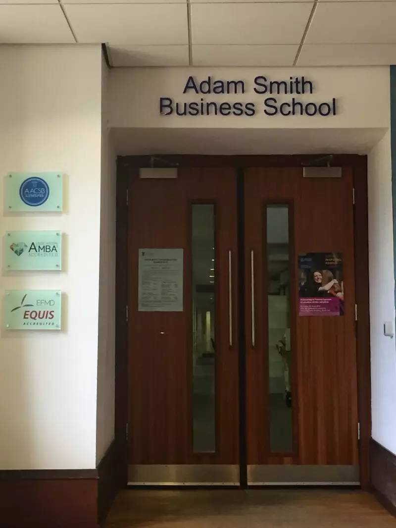 Yolanda师姐访谈-在腐国做旅游达人是怎样的一种体验？