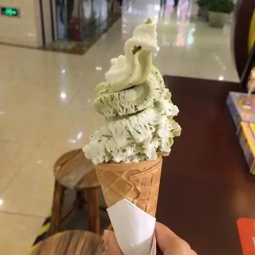 测网红冰淇淋,网红冰淇淋和经典冰淇淋