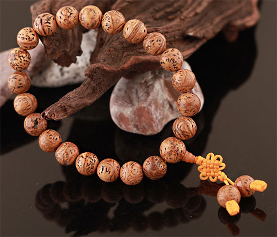 菩提手串怎么保养才能变亮,猴头菩提如何盘玩和保养