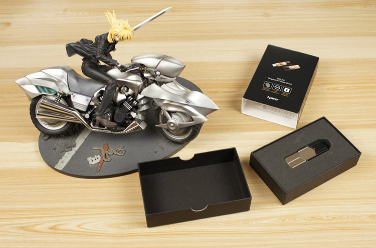 主打安全加密,宇瞻指纹识别U盘H650开箱