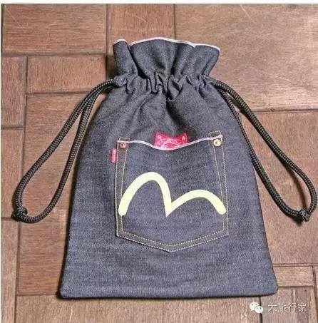 想在旅行中穿的比景色更撩人，何必东走（fei）西逛（qian