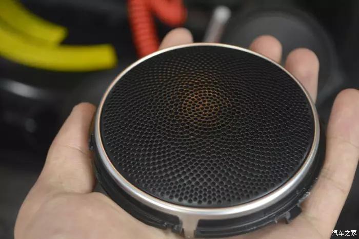 奔驰ML350安装哈曼卡顿音响分享