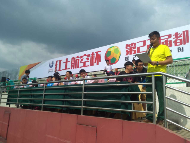 閮藉競鏃舵姤浠婃棩鐜板満鐩存挱,鍥炬枃鐩存挱瓒崇悆姣旇禌浠婃櫄