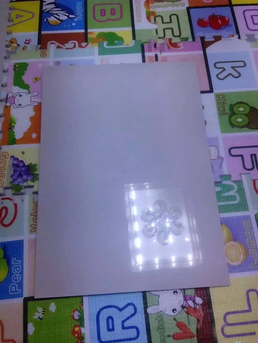 没养鱼有油膜,没养鱼只是在岸上走