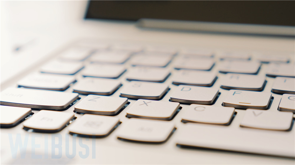 第六代酷睿全金属超极本仅售2999?小新Air12使用体验