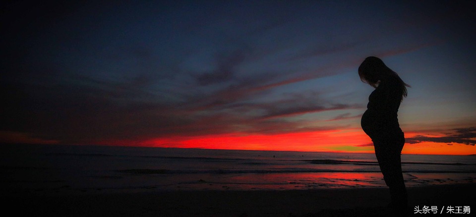 怀孕后喝多了可乐会怎么样,怀孕喝可乐胎儿一直动