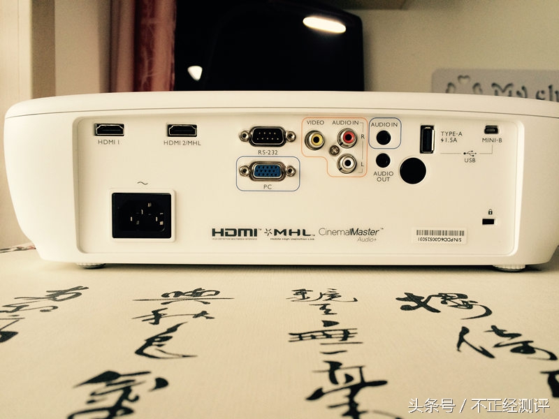 明基th685游戏投影机,明基th683投影