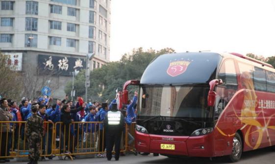 中国足球史上最经典的一次德比,中国足球比赛德比