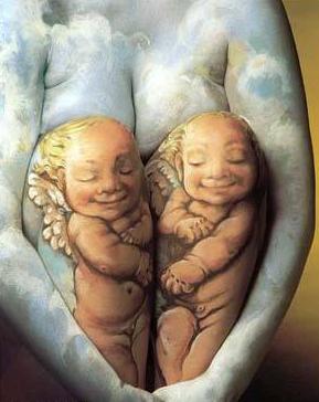双子宫孕妇隔月生产,双子宫怀孕四胞胎